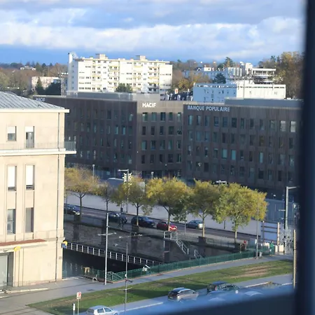 En Centre-ville Apartment
